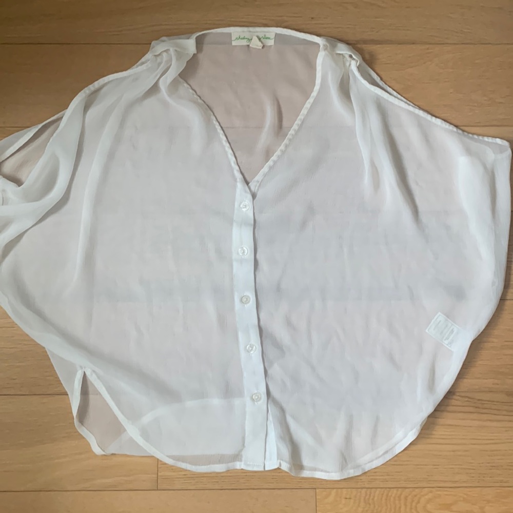 Urban Outfitters White Flowy Blouse